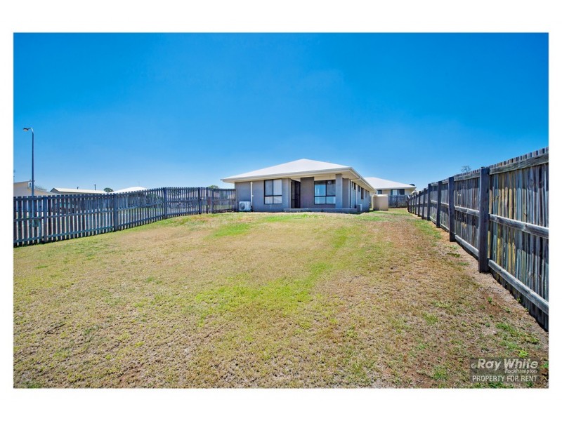 7 Benjamin Drive, Gracemere QLD 4702
