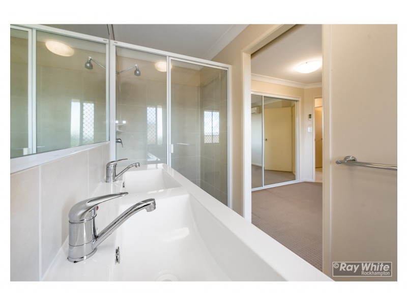 50 Riley Drive, Gracemere QLD 4702