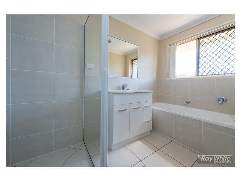 50 Riley Drive, Gracemere QLD 4702