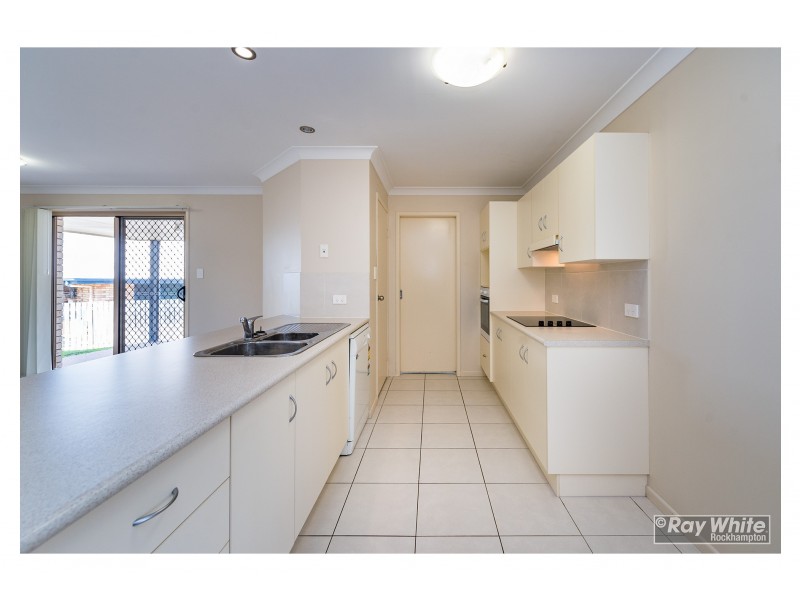 50 Riley Drive, Gracemere QLD 4702