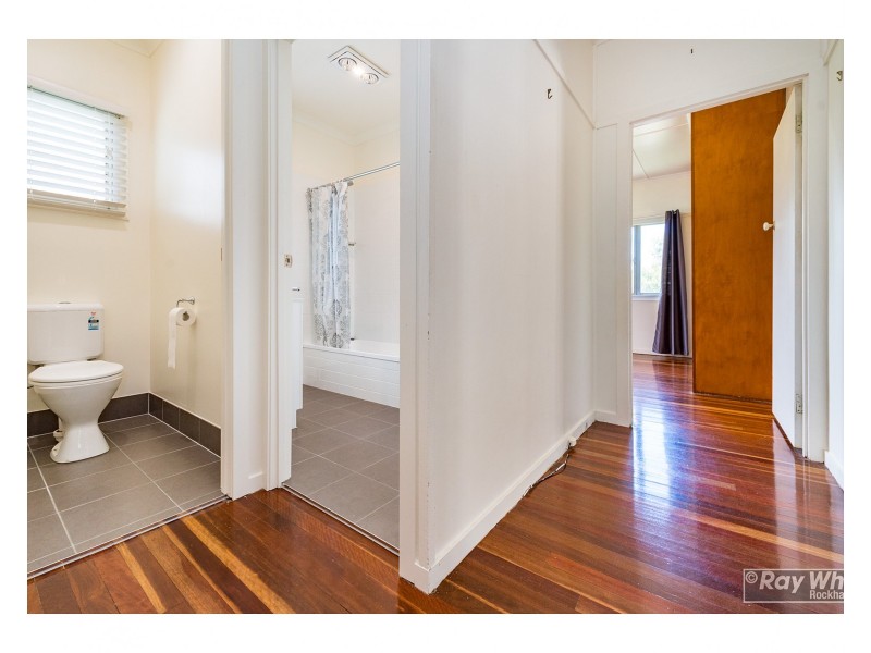 202 High Street, Berserker QLD 4701