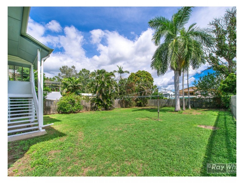 202 High Street, Berserker QLD 4701