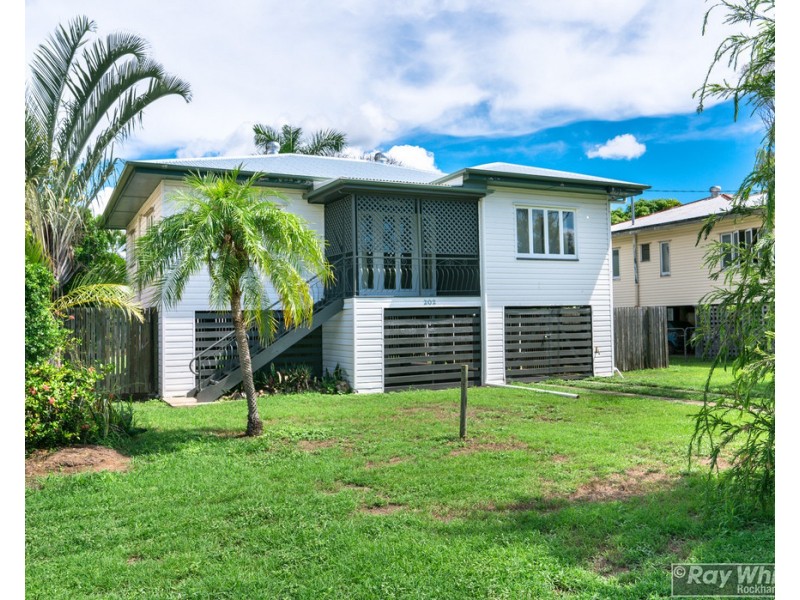 202 High Street, Berserker QLD 4701