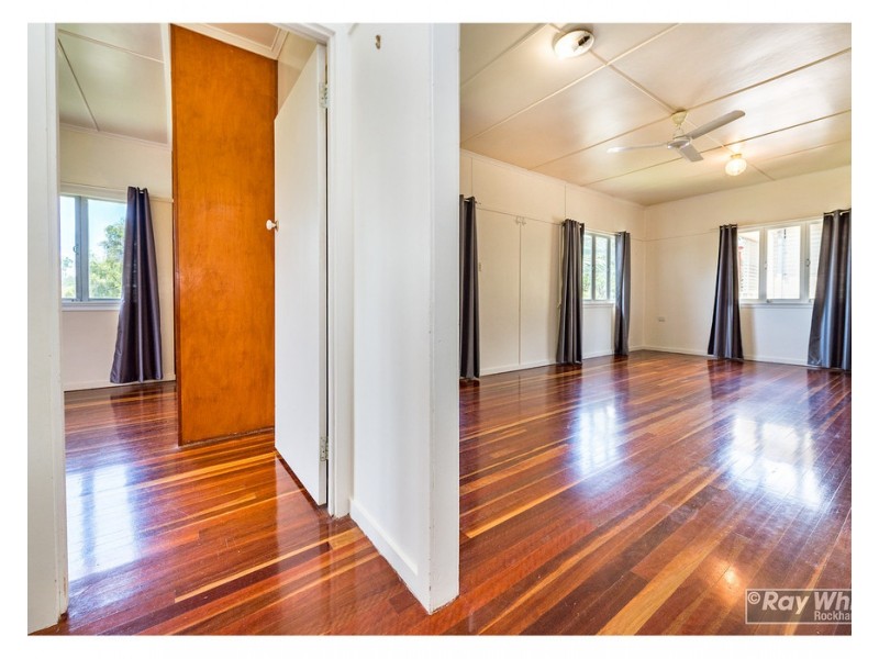 202 High Street, Berserker QLD 4701