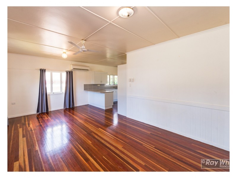 202 High Street, Berserker QLD 4701