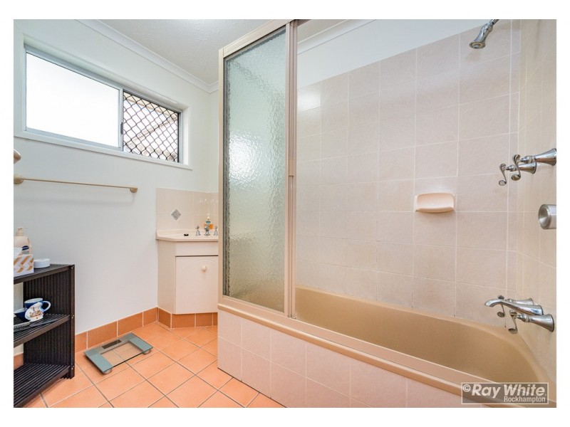 115 Bunya Road, Rockyview QLD 4701