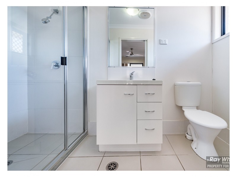 27 Viney Street, Gracemere QLD 4702