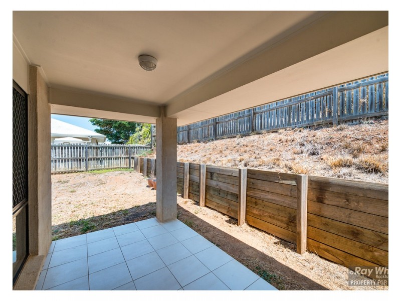 27 Viney Street, Gracemere QLD 4702