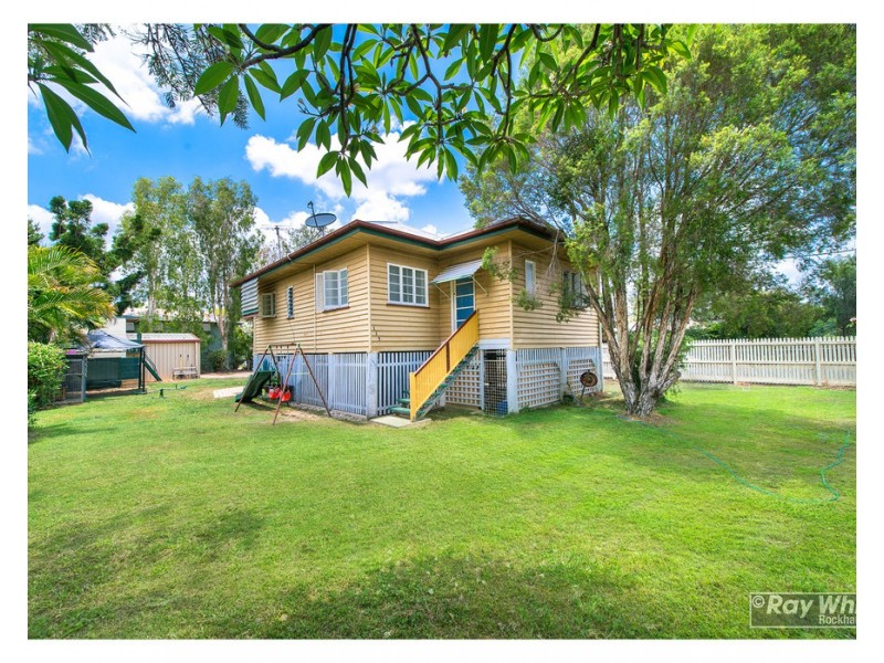 115 Main Street, Park Avenue QLD 4701