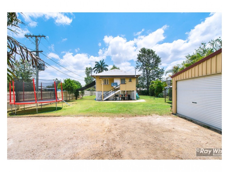 115 Main Street, Park Avenue QLD 4701