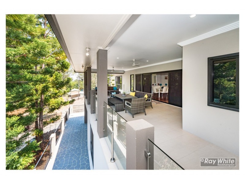 8 Rainbow Court, Frenchville QLD 4701