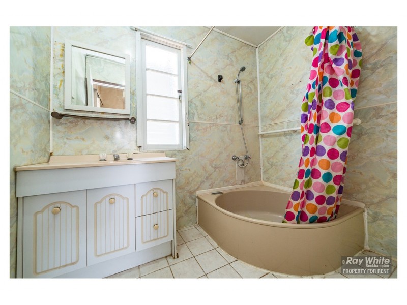 174 Elphinstone Street, Berserker QLD 4701