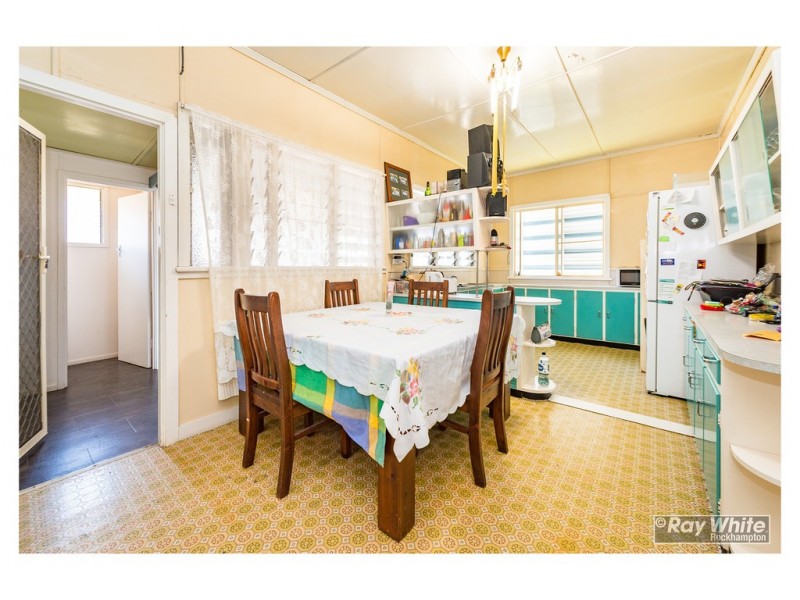 19 Arthur Street, Gracemere QLD 4702