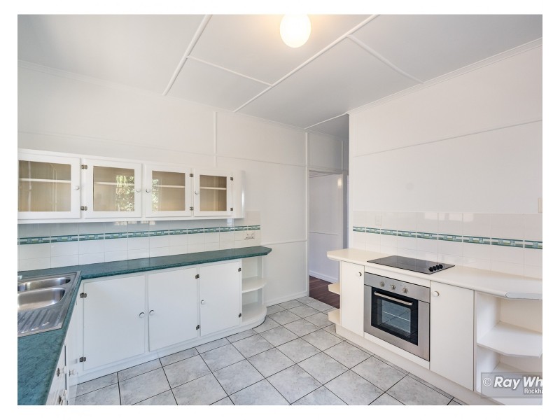 37 Brae Street, The Range QLD 4700