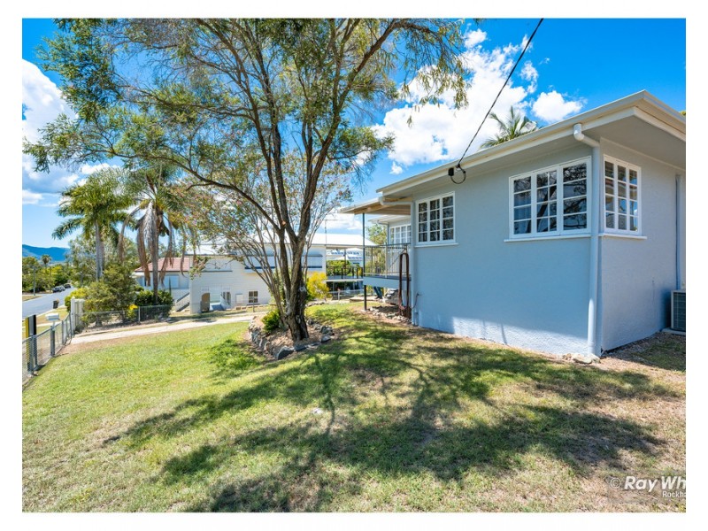 37 Brae Street, The Range QLD 4700