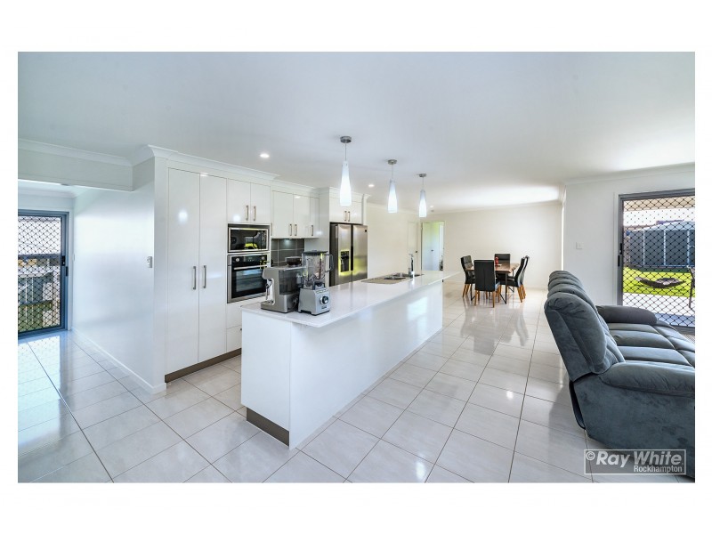 10 New Haven Way, Parkhurst QLD 4702