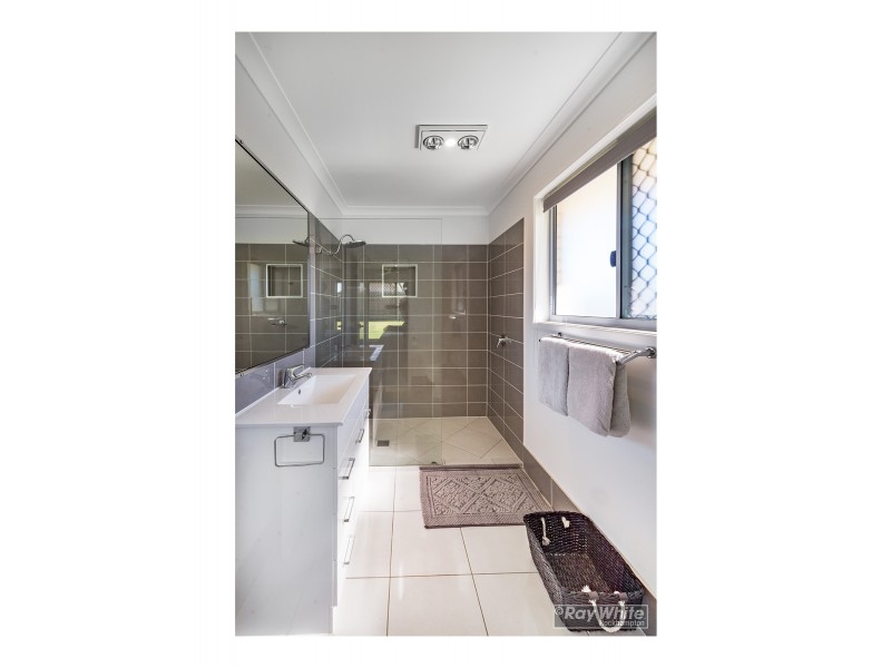 10 New Haven Way, Parkhurst QLD 4702