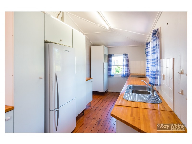17 Mckelligett Street, Wandal QLD 4700