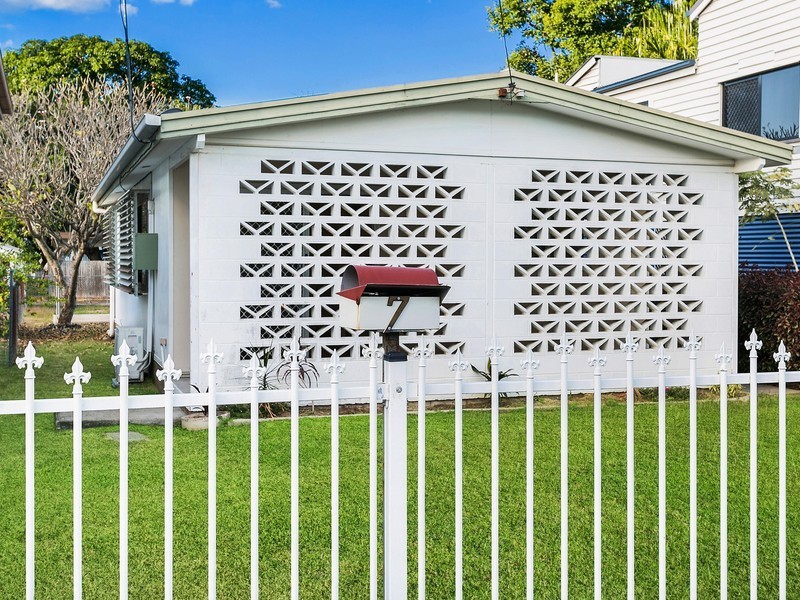 7 Arnold Street, Allenstown QLD 4700