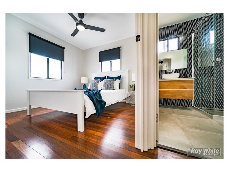 44 Poplar Street, Cooee Bay QLD 4703