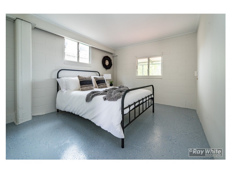 44 Poplar Street, Cooee Bay QLD 4703