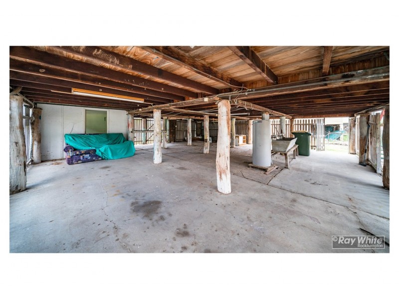 69 Livingstone Street, Berserker QLD 4701