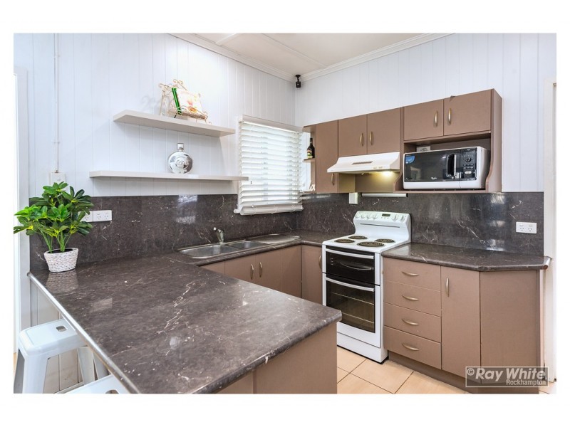 25 Bracher Street, Wandal QLD 4700