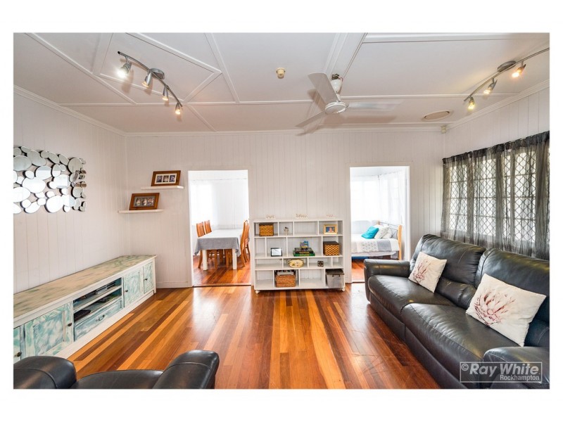 25 Bracher Street, Wandal QLD 4700