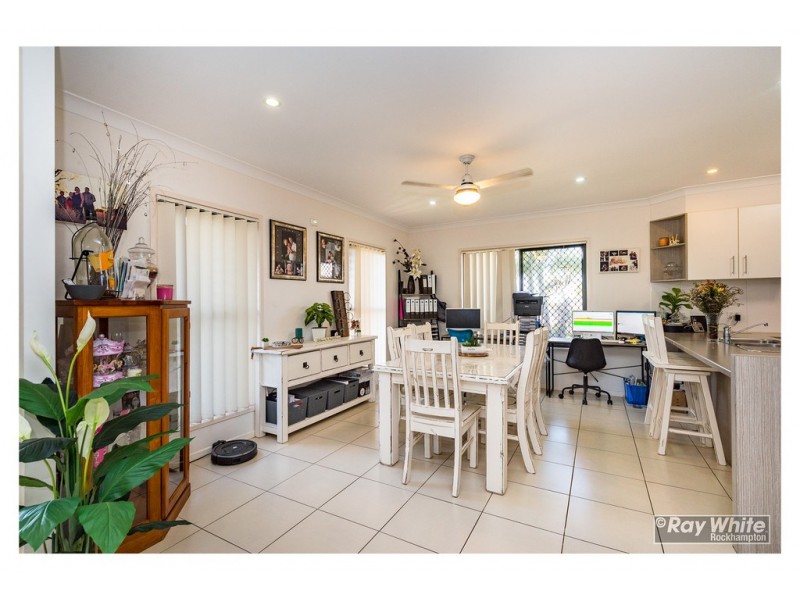 25 Tawarra Crescent, Gracemere QLD 4702