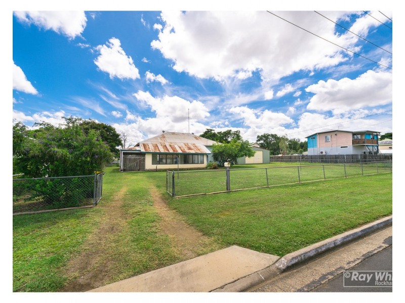 40 Peterson Street, West Rockhampton QLD 4700