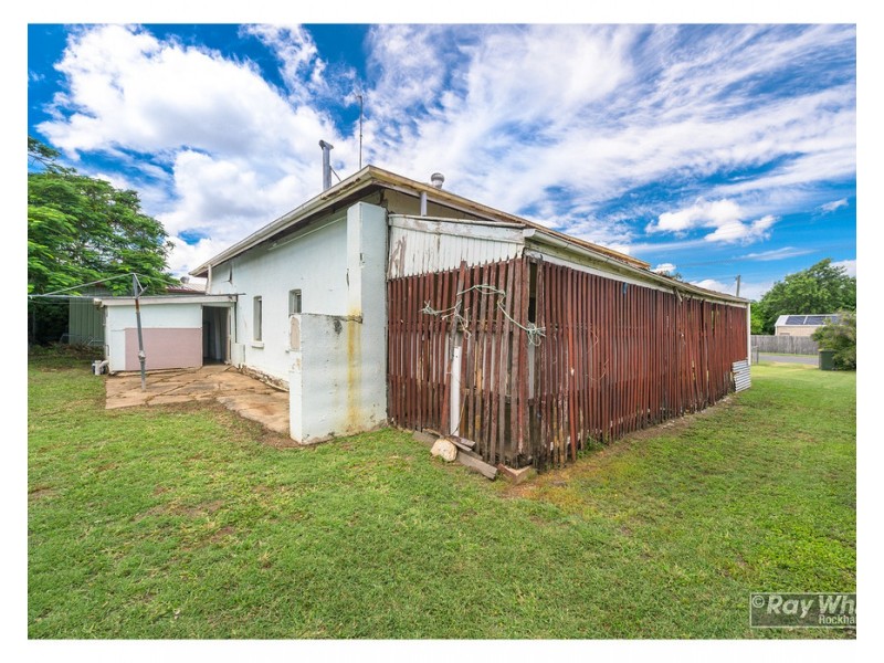 40 Peterson Street, West Rockhampton QLD 4700