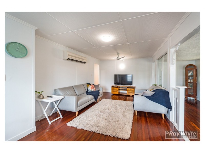 224 Richardson Road, Park Avenue QLD 4701