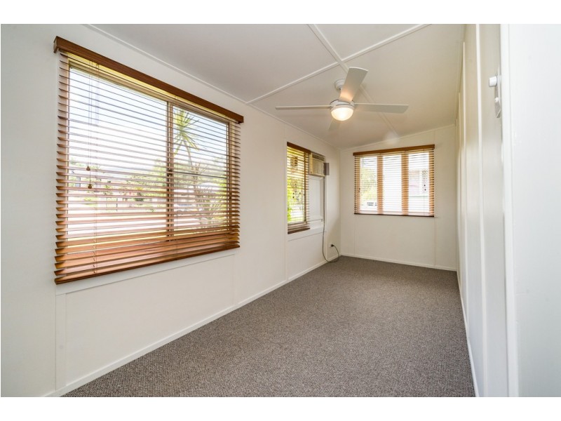 302 Rockonia Road, Koongal QLD 4701