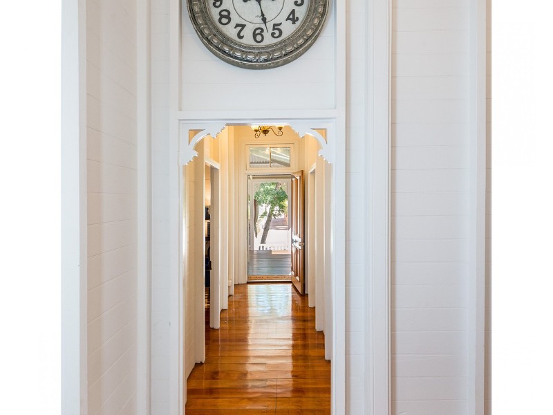 28 Church Street, Allenstown QLD 4700