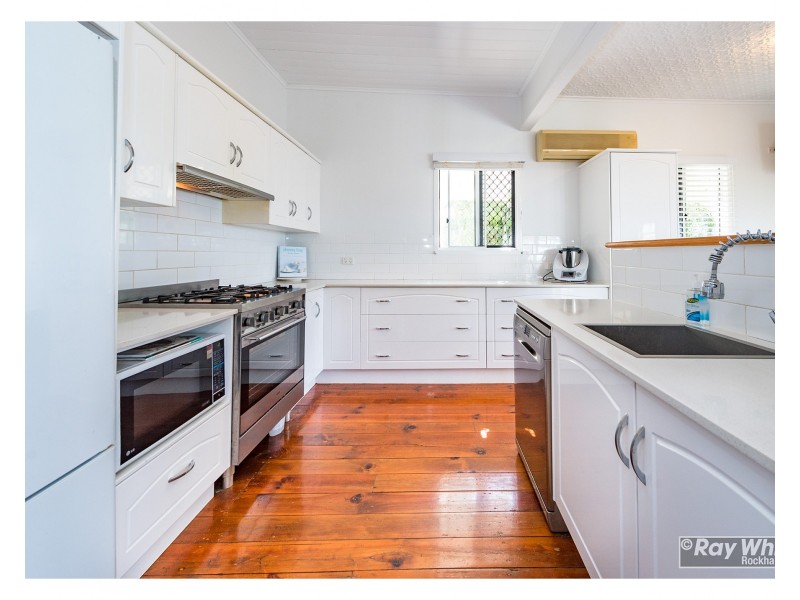 28 Church Street, Allenstown QLD 4700