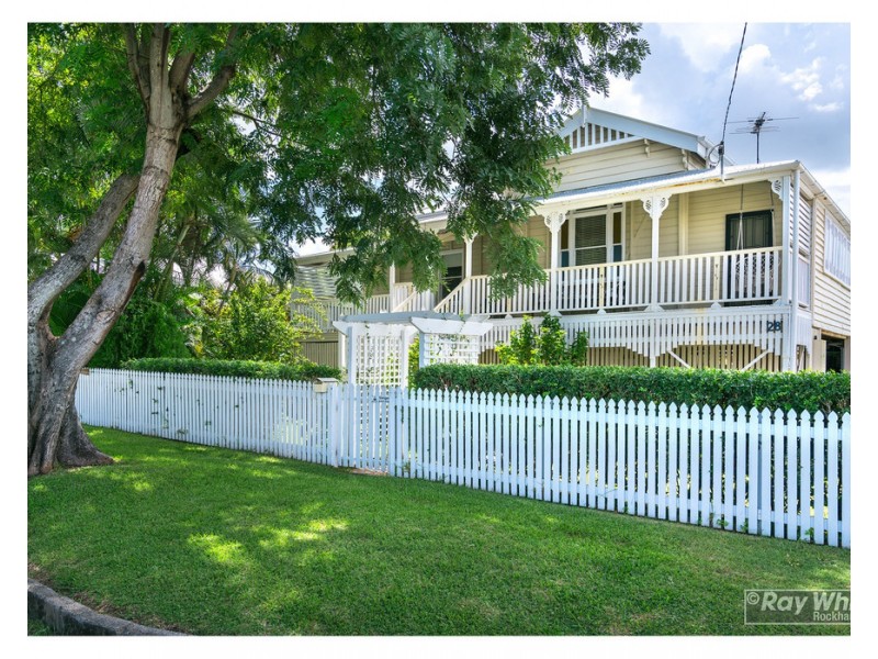 28 Church Street, Allenstown QLD 4700