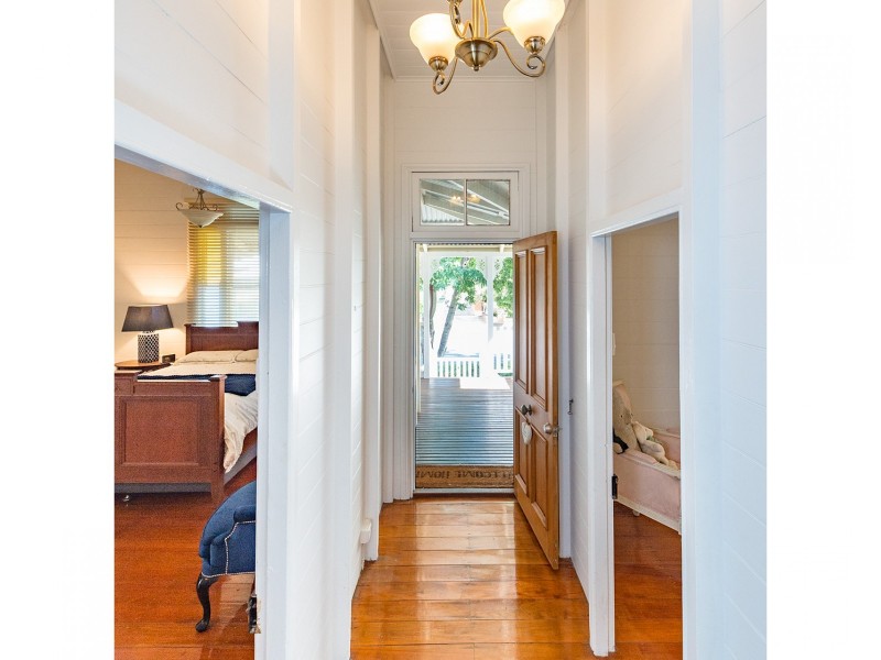 28 Church Street, Allenstown QLD 4700