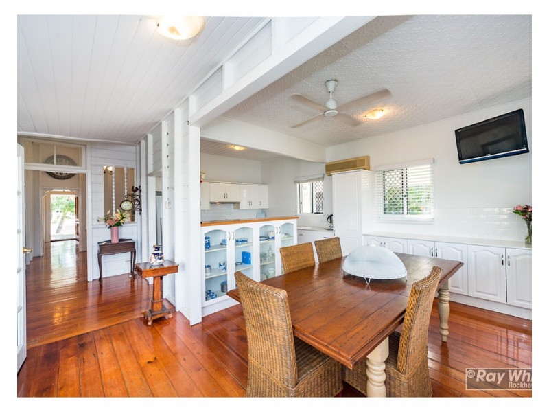 28 Church Street, Allenstown QLD 4700