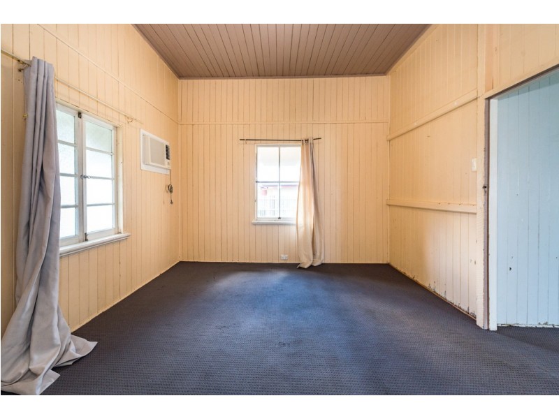 163 High Street, Berserker QLD 4701