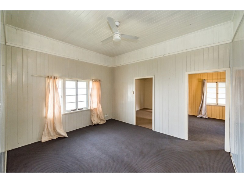 163 High Street, Berserker QLD 4701