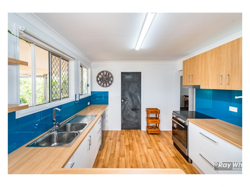 93 Donovan Crescent, Gracemere QLD 4702