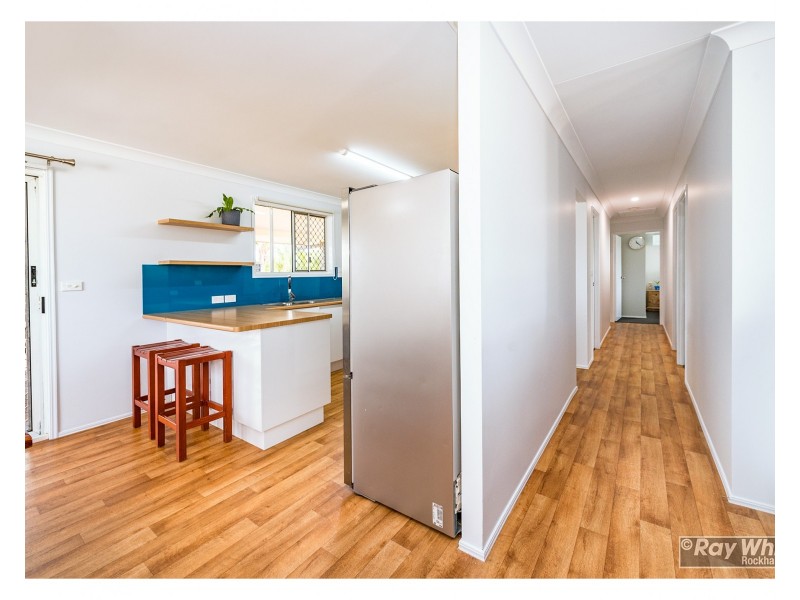 93 Donovan Crescent, Gracemere QLD 4702