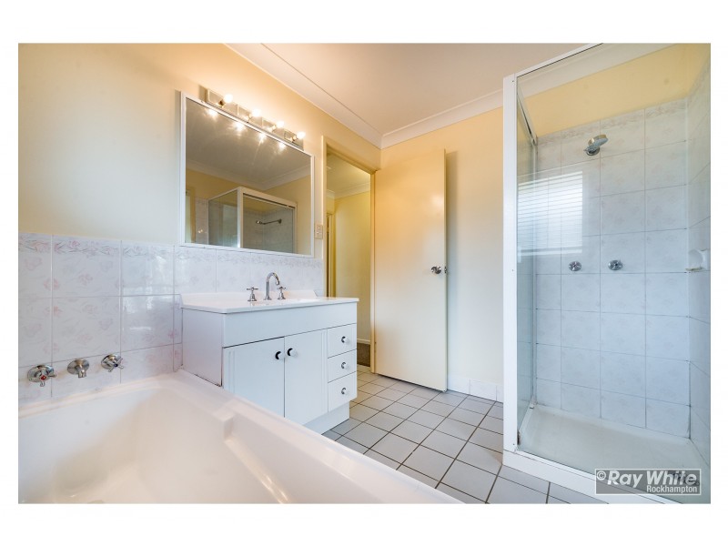 6 Jones Street, Parkhurst QLD 4702