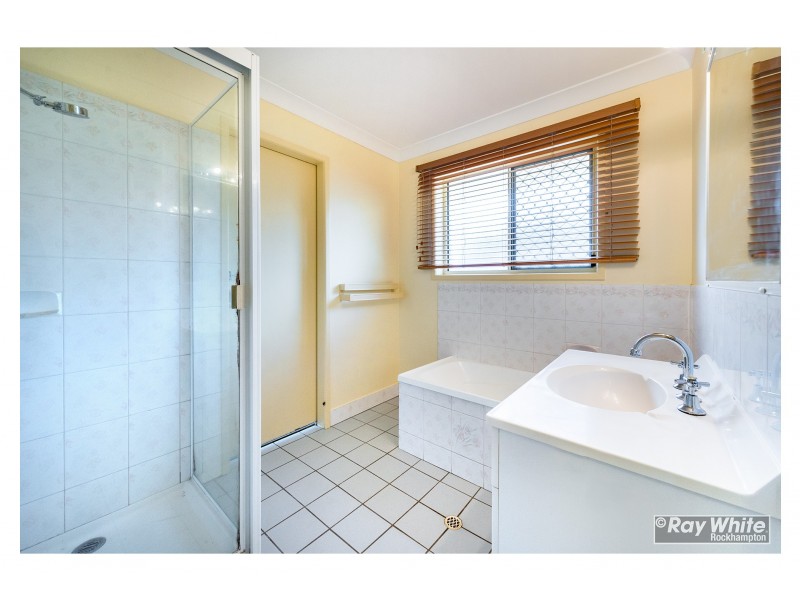 6 Jones Street, Parkhurst QLD 4702