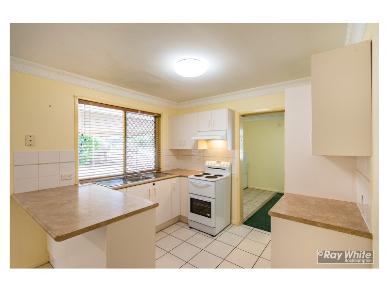 6 Jones Street, Parkhurst QLD 4702