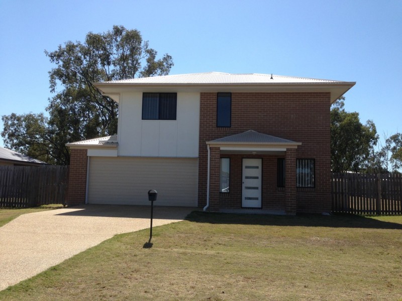 17 Maree Crescent, Gracemere QLD 4702