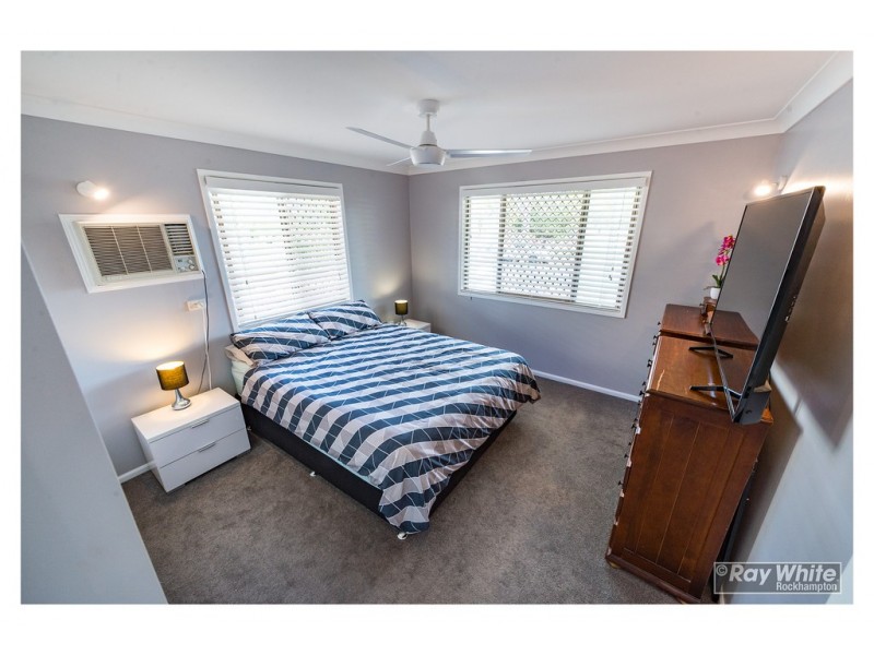 11 Cran Street, Wandal QLD 4700