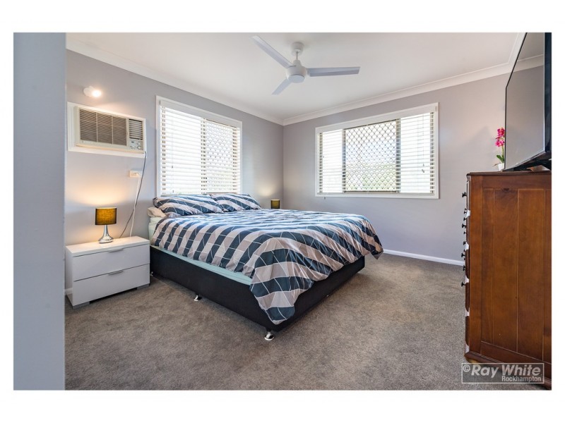 11 Cran Street, Wandal QLD 4700