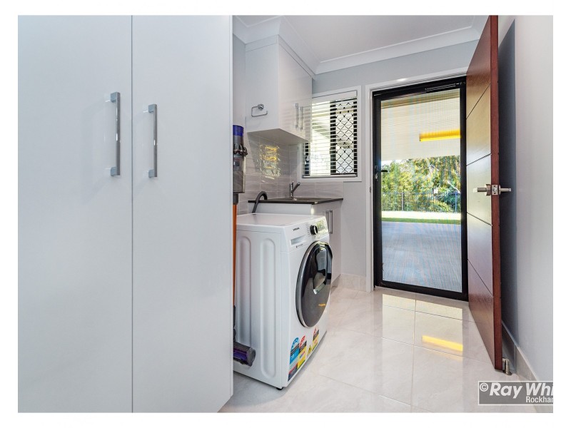 12 McRae Place, Frenchville QLD 4701