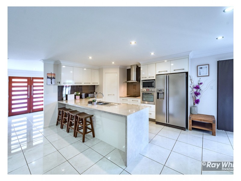 25 Jamie Crescent, Gracemere QLD 4702